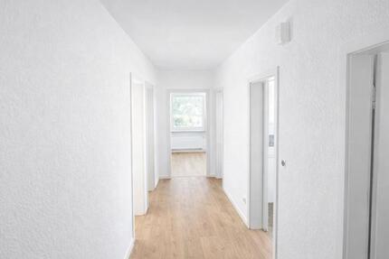 Wohnung Stuttgart Bad Cannstatt - 3 Zimmer, 81 m&sup2;, 1.290&euro; | Angebot:26649386