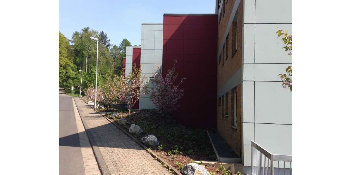 Etagenwohnung Kronberg Kronberg - 3 Zimmer, 92 m&sup2;, 1.085&euro; | Angebot:27279887
