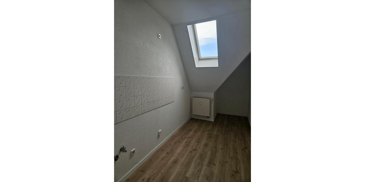 Etagenwohnung Burgstädt - 3 Zimmer, 79 m&sup2;, 490&euro; | Angebot:26442322