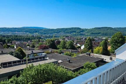 Reihenhaus mit Garten & Dachterrasse – zur Miete inkl. Carport 5.5 zimmer