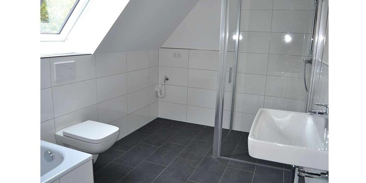 Doppelhaushälfte Hamminkeln - 5 Zimmer, 121 m&sup2;, 1.540&euro; | Angebot:25302186