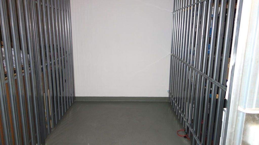 2 Zi. EG-Wohnung mit Garten u. Terrasse. Concierge. Eignet sich für eine Einzelperson. 2 zimmer