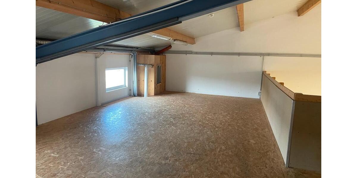 Teil einer Gewerbehalle zu vermieten in Dettenheim Russheim zimmer