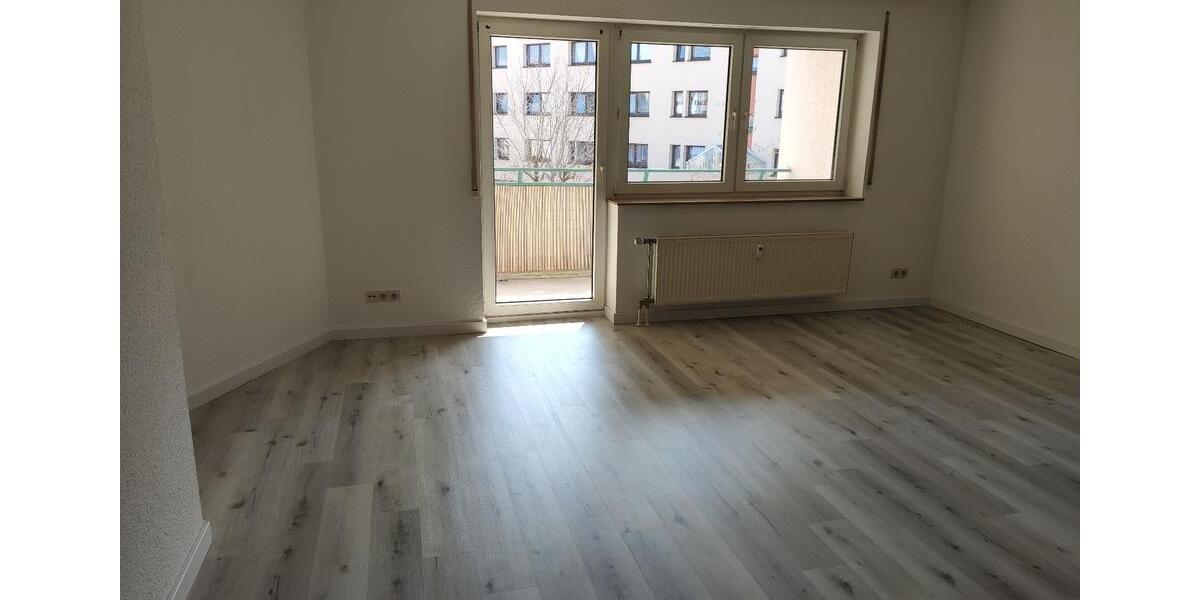 Etagenwohnung Pößneck - 2 Zimmer, 59 m&sup2;, 420&euro; | Angebot:26033858