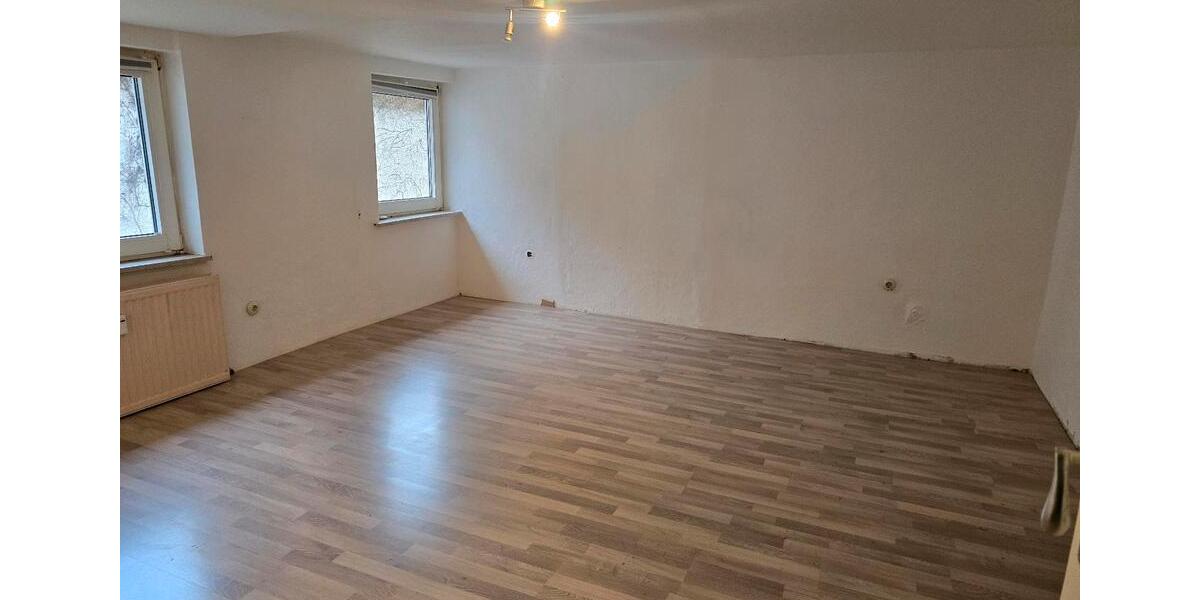 Etagenwohnung Aerzen - 3 Zimmer, 100 m&sup2;, 925&euro; | Angebot:24640427