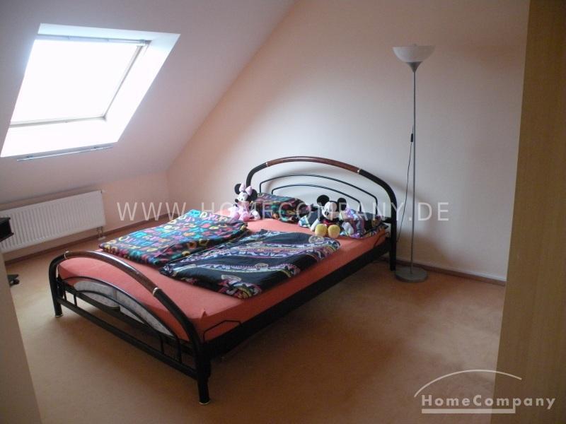 2 möblierte Zi. mit sep. Bad. Im 2. OG eines 1 Fam.-Hauses. zimmer
