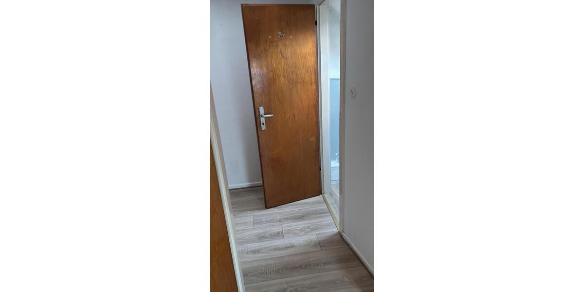 Dachgeschoßwohnung Oberhausen - 2 Zimmer, 45 m&sup2;, 650&euro; | Angebot:26359720