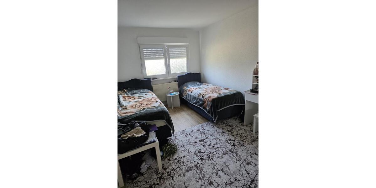 Erdgeschoßwohnung Pirmasens Niedersimten - 3 Zimmer, 90 m&sup2;, 750&euro; | Angebot:25859996