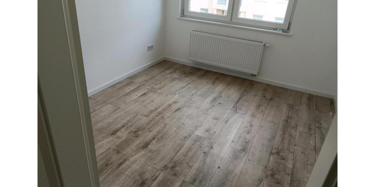 Hochparterre Lüdenscheid - 3 Zimmer, 80 m&sup2;, 800&euro; | Angebot:26561730