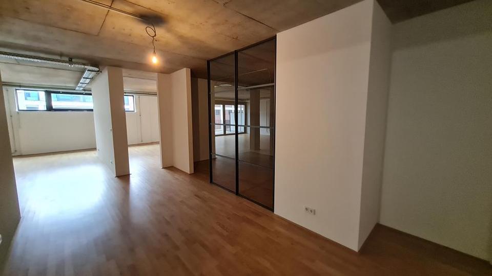 Loft - Studio - Atelier Bremen Häfen - 3 Zimmer, 156 m&sup2;, 1.549&euro; | Angebot:24109065
