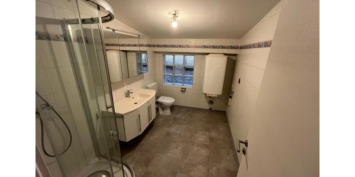 Dachgeschoßwohnung Eggenfelden - 2 Zimmer, 68 m&sup2;, 627&euro; | Angebot:25308057