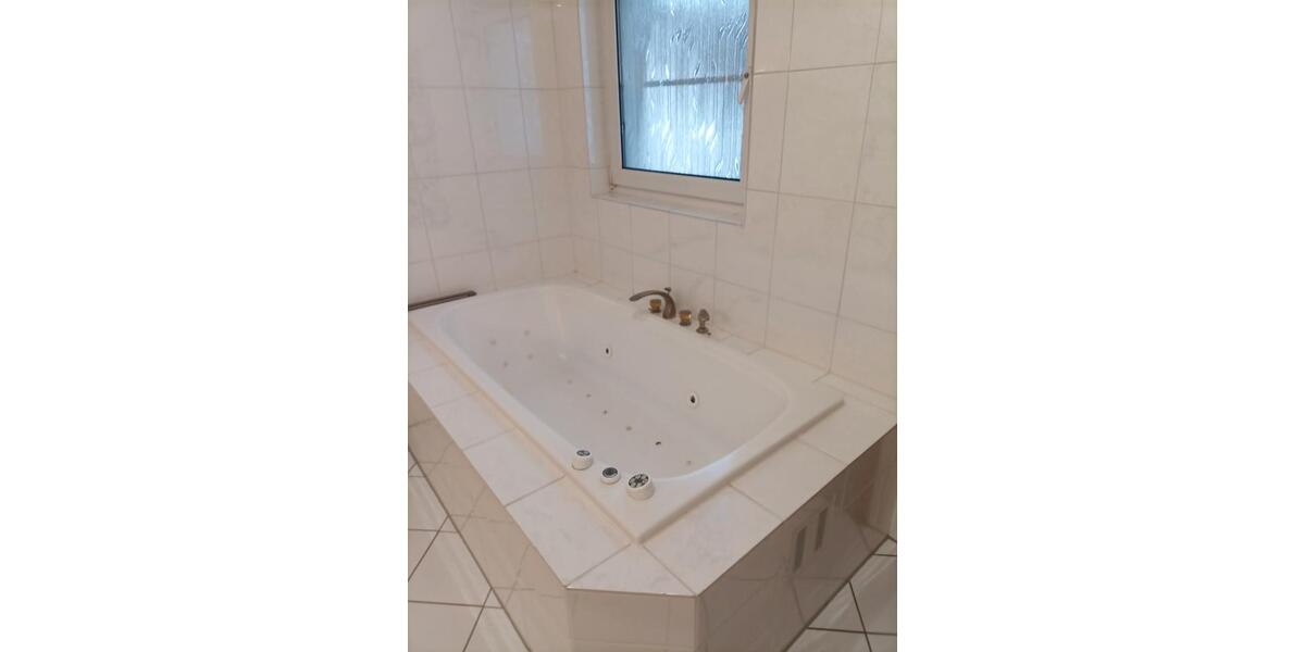 Erdgeschoßwohnung Hagen Hagen-Mitte - 3 Zimmer, 110 m&sup2;, 1.100&euro; | Angebot:26262938