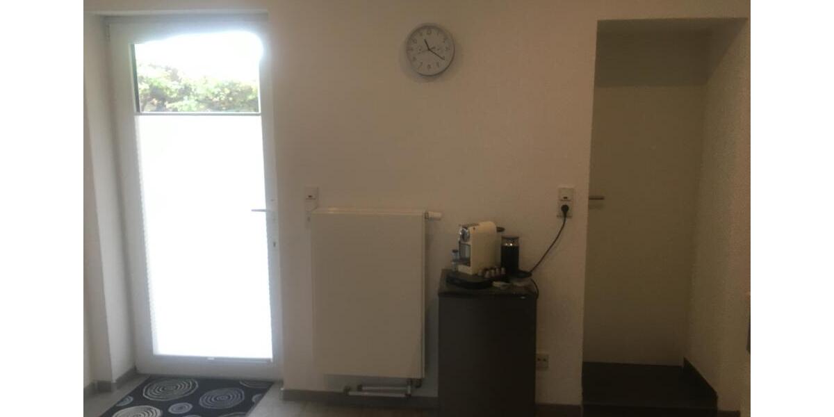 Helle moderne Ferienwohnung m. SAUNA auch PendlerLangzeitmiete 2 zimmer