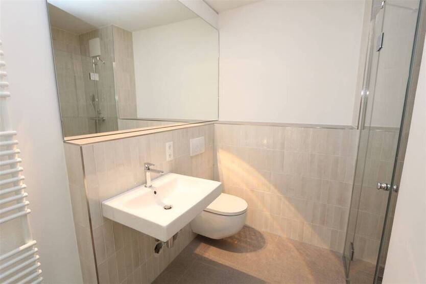 Wohnen im Neubau - Schöne 4-Zimmer-Wohnung mit großem Balkon