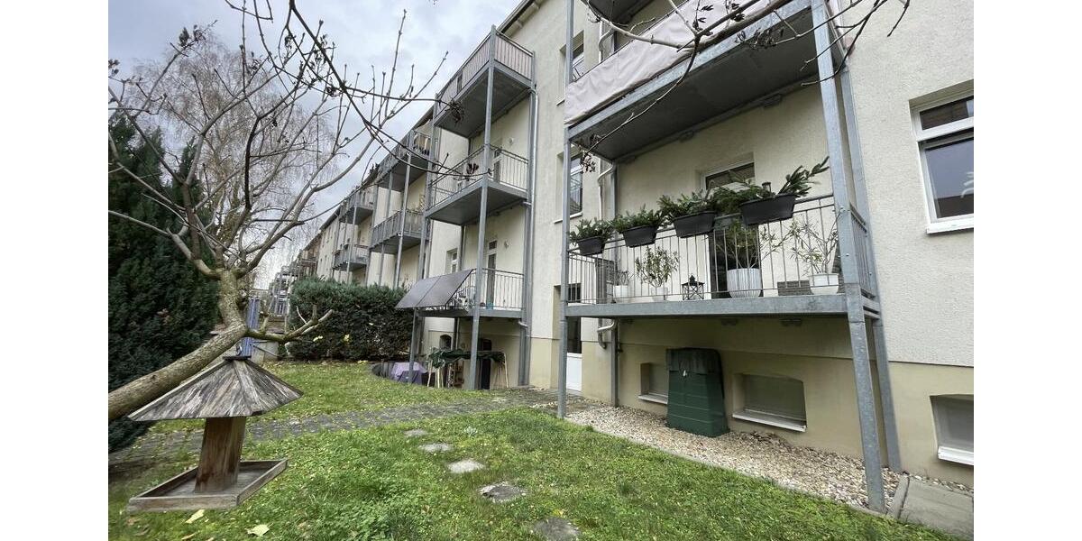 Dachgeschoßwohnung Halle (Saale) Damaschkestraße - 3 Zimmer, 71 m&sup2;, 605&euro; | Angebot:23913421