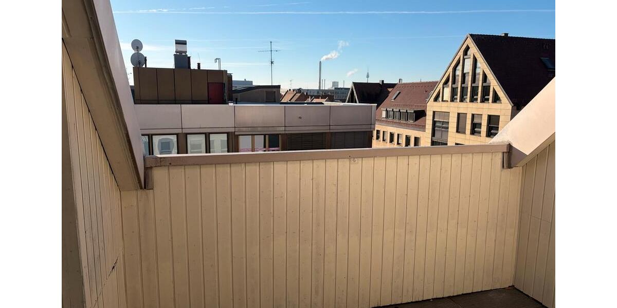 Dachgeschoßwohnung Fürth Atzenhof - 1 Zimmer, 35 m&sup2;, 780&euro; | Angebot:24534337