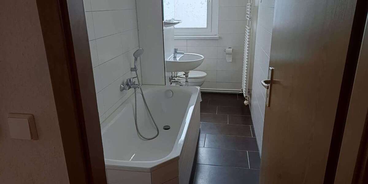 Etagenwohnung Querfurt - 2 Zimmer, 50 m&sup2;, 335&euro; | Angebot:26284910