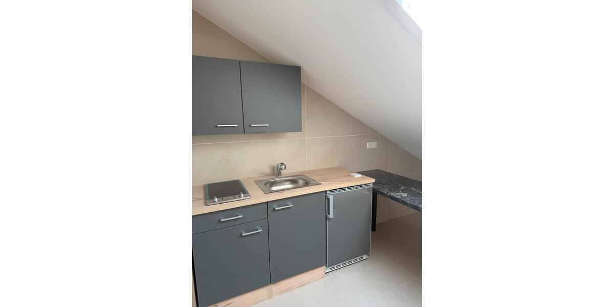 Dachgeschoßwohnung Zeitlarn - 670&euro; | Angebot:25945291