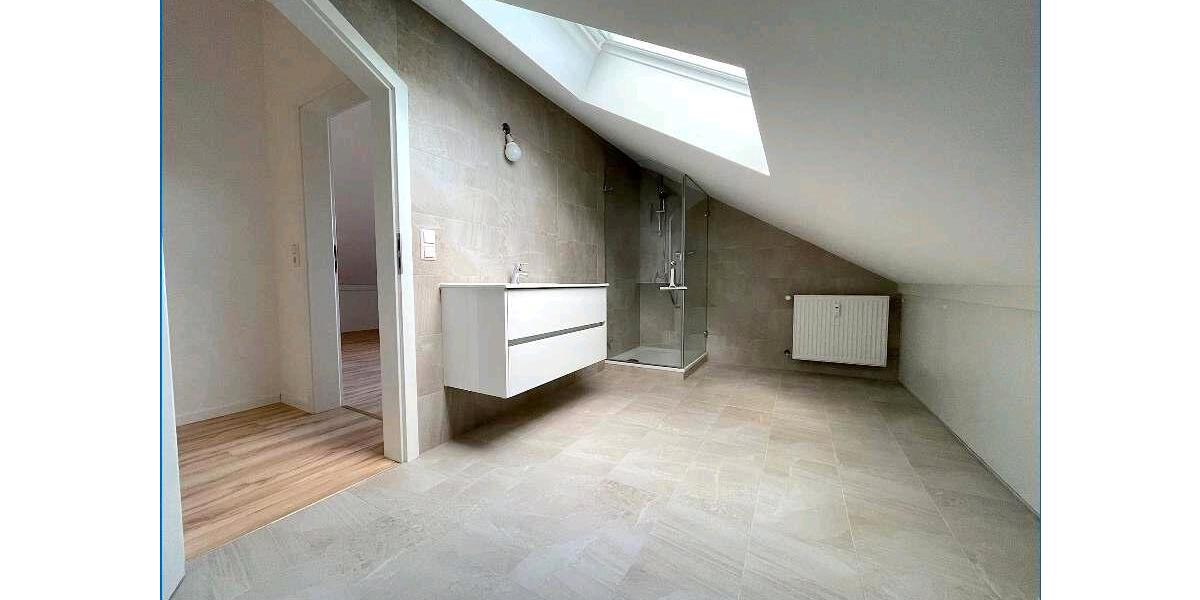 Dachgeschoßwohnung Stockach - 3 Zimmer, 70 m&sup2;, 1.110&euro; | Angebot:24843887