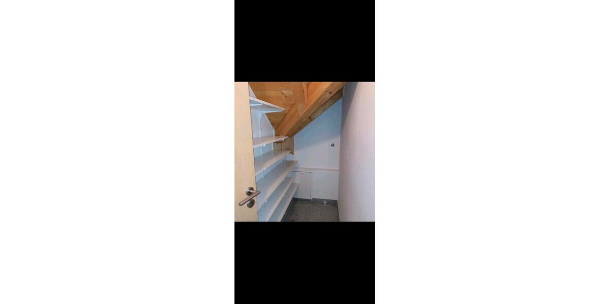 Dachgeschoßwohnung Reichertshausen - 3 Zimmer, 79 m&sup2;, 930&euro; | Angebot:26479574