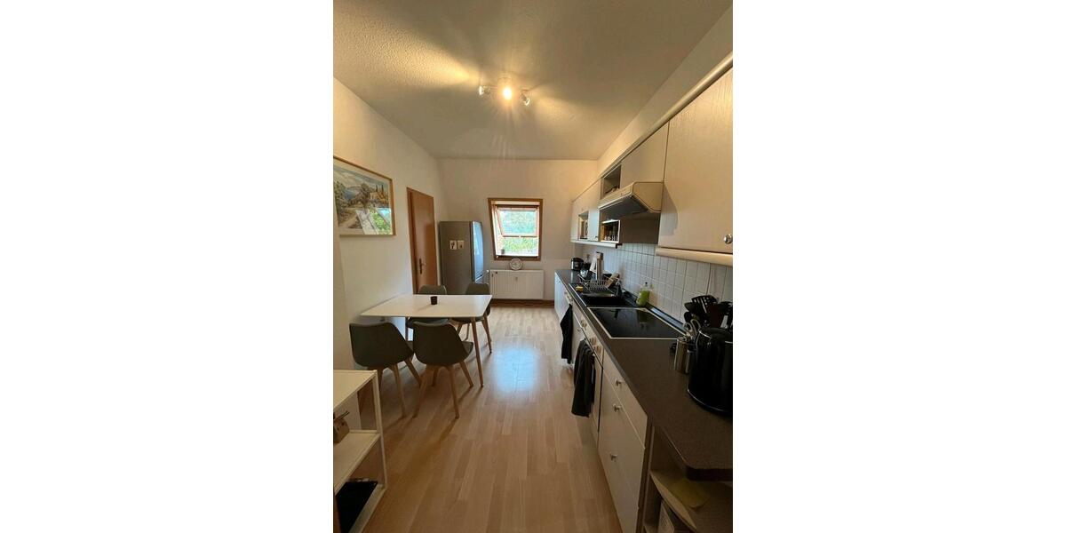 Dachgeschoßwohnung Halle (Saale) - 2 Zimmer, 64 m&sup2;, 570&euro; | Angebot:26671077