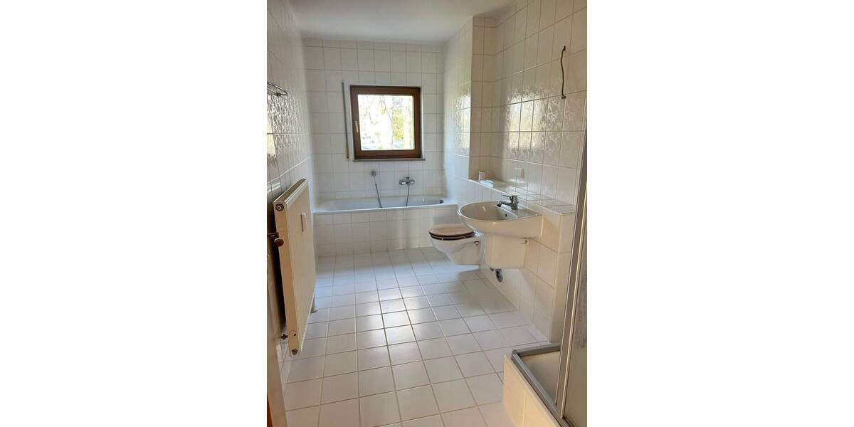 Etagenwohnung Chemnitz Reichenbrand - 2 Zimmer, 69 m&sup2;, 550&euro; | Angebot:26308874