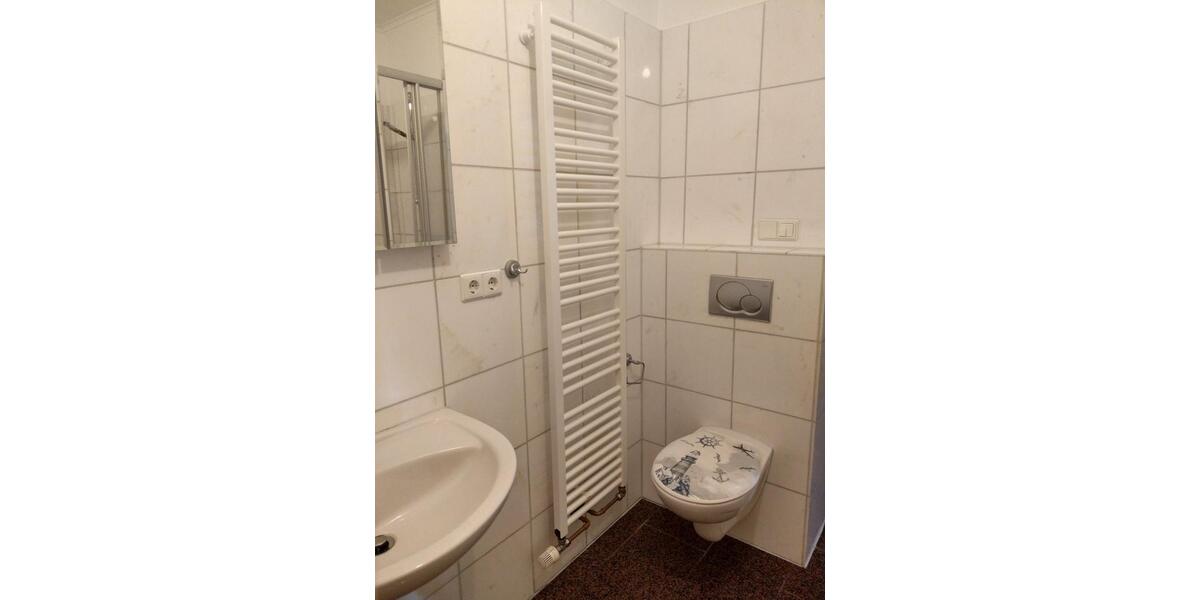 Erdgeschoßwohnung Bad Liebenwerda - 2 Zimmer, 60 m&sup2;, 325&euro; | Angebot:26561509
