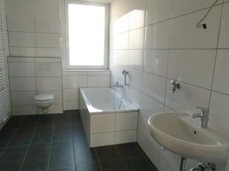 Erdgeschoßwohnung Neustadt bei Coburg - 4 Zimmer, 89 m&sup2;, 765&euro; | Angebot:26184401