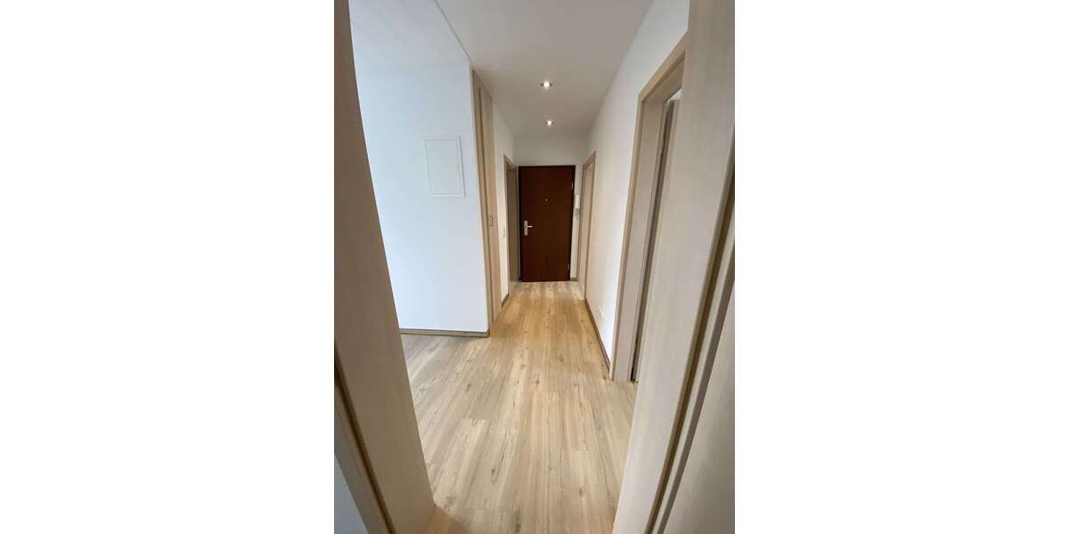 Etagenwohnung Tangermünde - 3 Zimmer, 60 m&sup2;, 450&euro; | Angebot:26177455