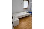 Teil möbliertes Zimmer mit eigener Dusche & WC zu vermieten 1 zimmer