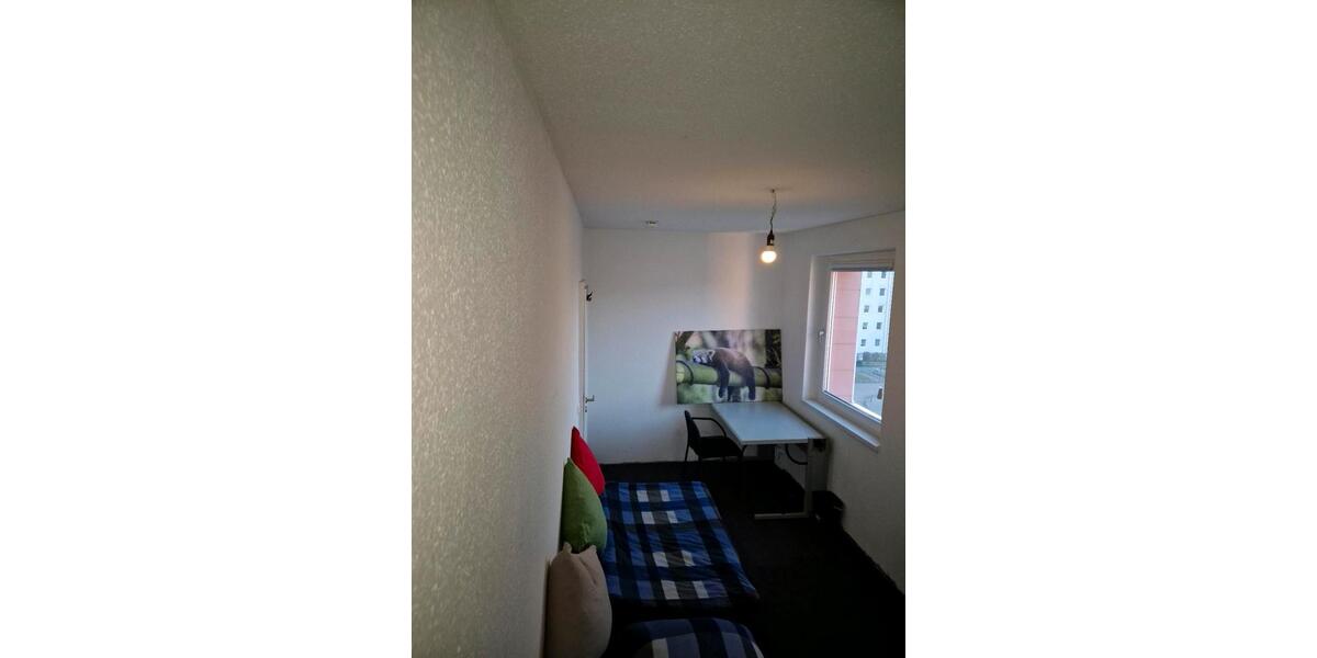 Etagenwohnung Eberswalde Brandenburgisches Viertel - 1 Zimmer, 14 m&sup2;, 320&euro; | Angebot:26688979