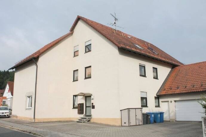 Etagenwohnung Seubersdorf in der Oberpfalz Seubersdorf - 5 Zimmer, 122 m&sup2;, 890&euro; | Angebot:25800726