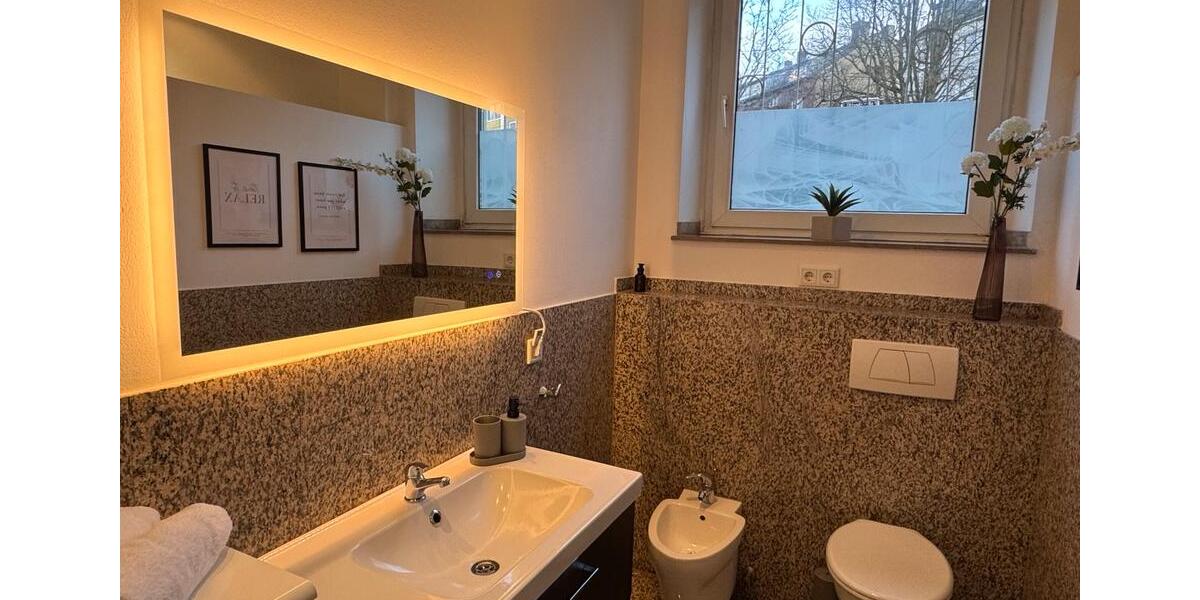 Wohnen auf Zeit Düsseldorf Stadtbezirk 2 - 1 Zimmer, 35 m&sup2;, 1.200&euro; | Angebot:24868337