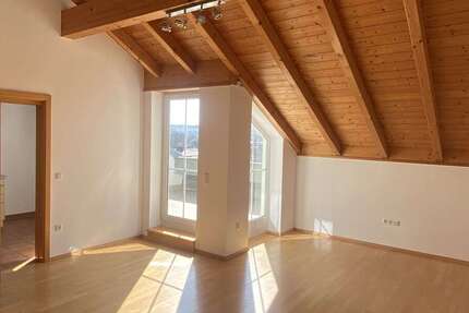 Wohnung Regen - 2 Zimmer, 59 m&sup2;, 550&euro; | Angebot:26195376