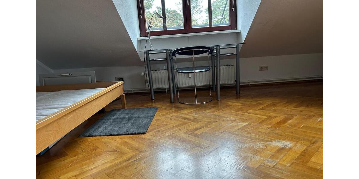 Dachgeschoßwohnung Berlin Steglitz-Zehlendorf - 1 Zimmer, 30 m&sup2;, 620&euro; | Angebot:25993607