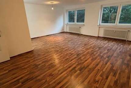 Wohnung Mönchengladbach Süd - 3 Zimmer, 98 m&sup2;, 750&euro; | Angebot:27168287