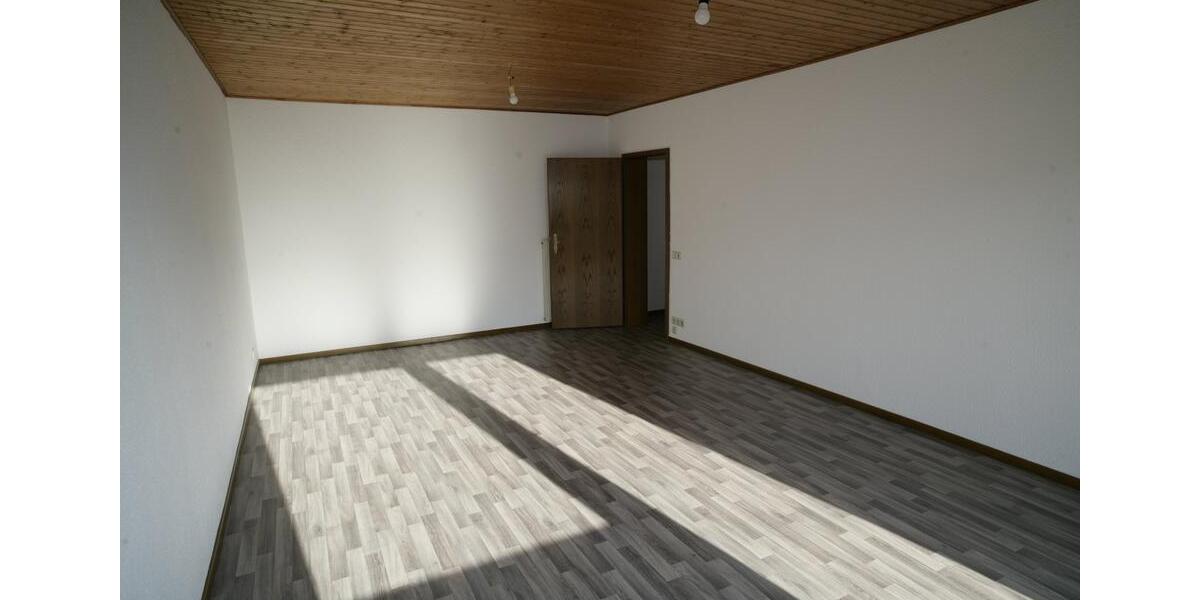 Etagenwohnung Nastätten - 3 Zimmer, 96 m&sup2;, 740&euro; | Angebot:26237366