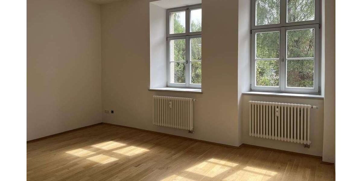 Etagenwohnung Pirna - 4 Zimmer, 124 m&sup2;, 1.054&euro; | Angebot:26948028