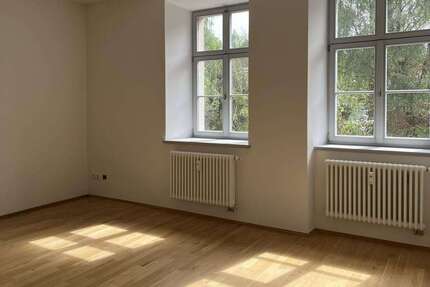 Wohnung Pirna - 4 Zimmer, 124 m&sup2;, 1.054&euro; | Angebot:26948028