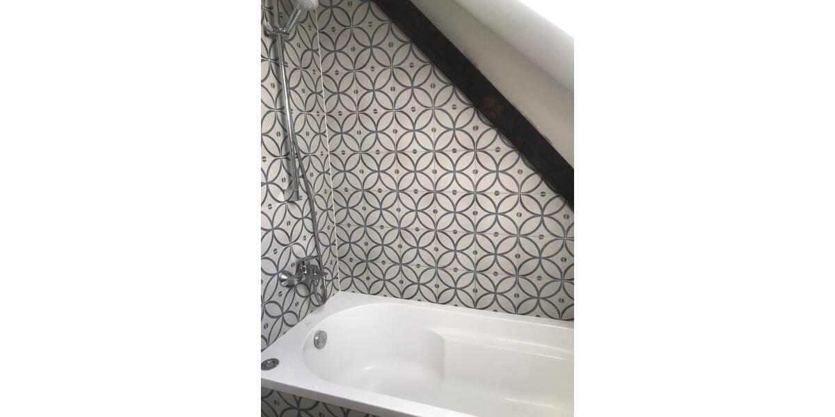 Dachgeschoßwohnung Wuppertal Gemarkung Elberfeld - 2 Zimmer, 66 m&sup2;, 600&euro; | Angebot:24651211