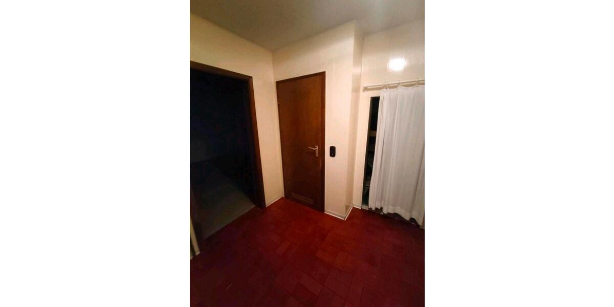 Erdgeschoßwohnung Bielefeld Mitte - 3 Zimmer, 100 m&sup2;, 1.200&euro; | Angebot:26026038