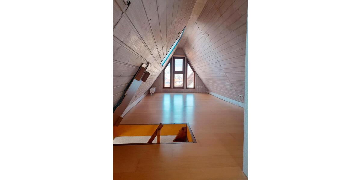 Wohnen auf Zeit Pfullingen - 2 Zimmer, 30 m&sup2;, 540&euro; | Angebot:25100799