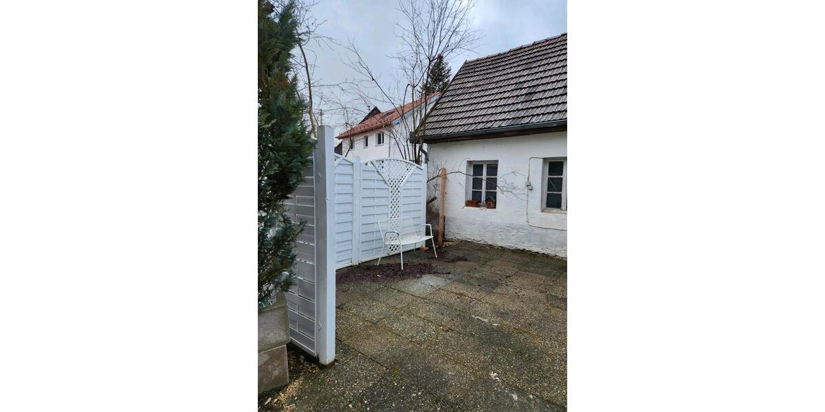 Einfamilienhaus Laichingen - 7 Zimmer, 159 m&sup2;, 1.700&euro; | Angebot:24810195