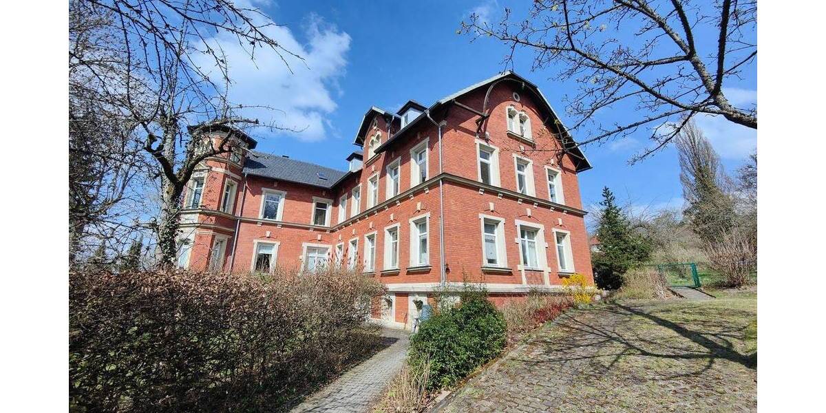 Etagenwohnung Coburg - 4 Zimmer, 123 m&sup2;, 1.085&euro; | Angebot:25697903