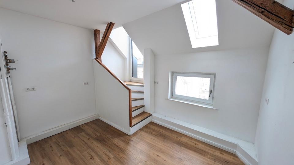 Maisonettenwohnung Hannover Buchholz-Kleefeld - 4 Zimmer, 127 m&sup2;, 1.587&euro; | Angebot:26423543