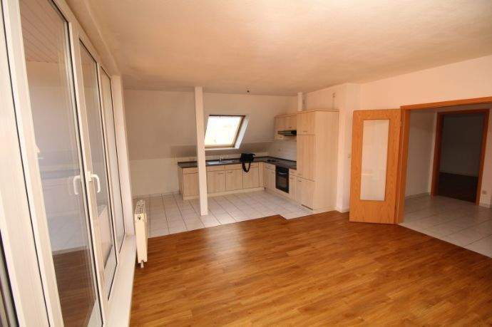 Etagenwohnung Lüneburg Rotes Feld - 3 Zimmer, 91 m&sup2;, 1.000&euro; | Angebot:26545127