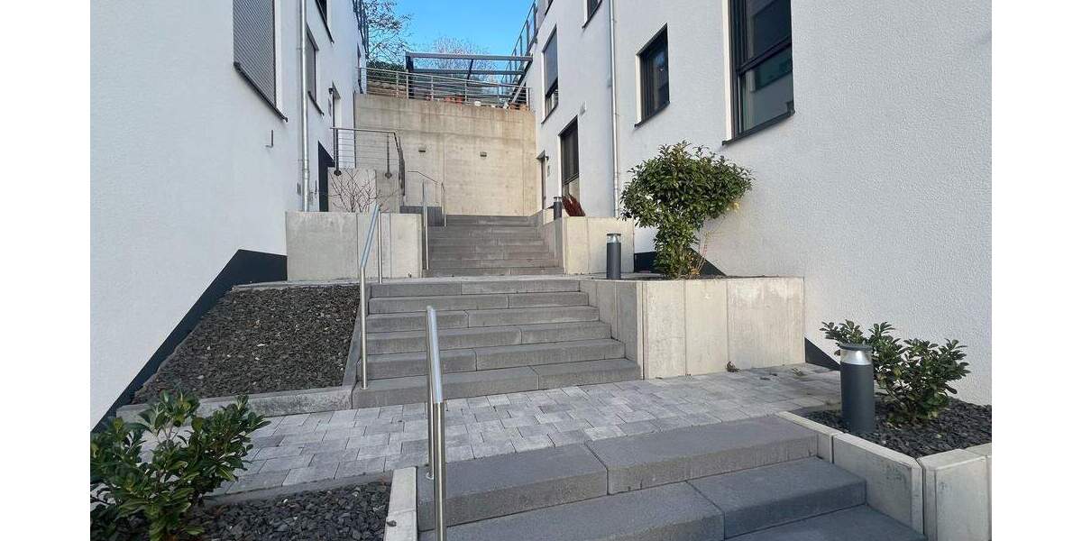 Etagenwohnung Bad Sobernheim - 3 Zimmer, 113 m&sup2;, 1.800&euro; | Angebot:23954205