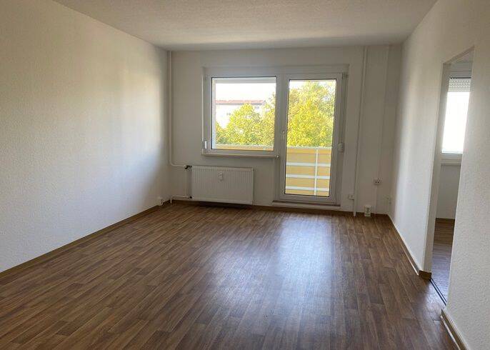 Etagenwohnung Oschersleben Oschersleben - 2 Zimmer, 56 m&sup2;, 332&euro; | Angebot:26018532