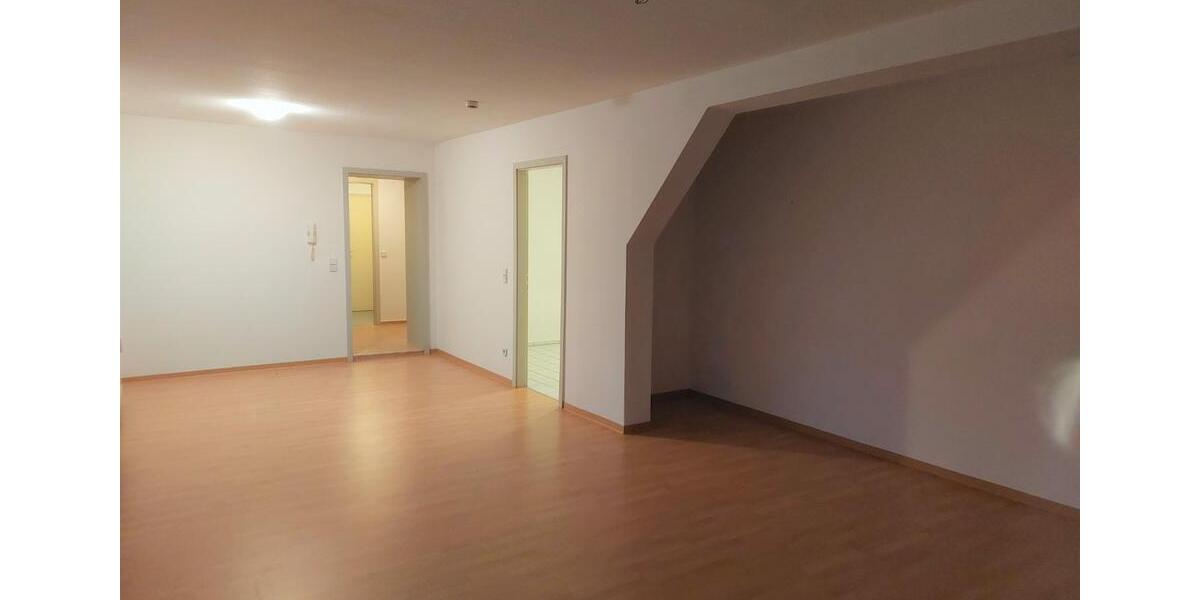 Erdgeschoßwohnung Güstrow - 2 Zimmer, 79 m&sup2;, 550&euro; | Angebot:24801913