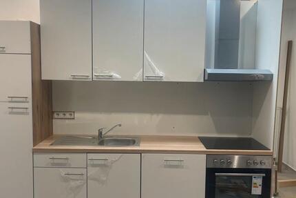 Wohnung Apartment Teil möbliert.küche,Sofa. zimmer